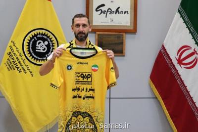 خلعتبری قراردادش را با سپاهان تمدید کرد