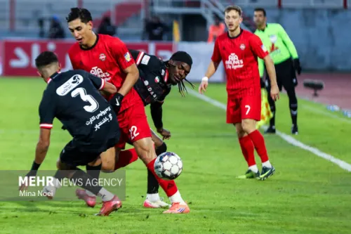 تراکتور مسلط به بازی با پرسپولیس بود